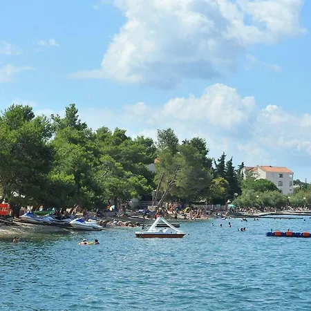 Lejlighed Apartments Marija, Authentic Stone House, 3 Minutes From The Beach